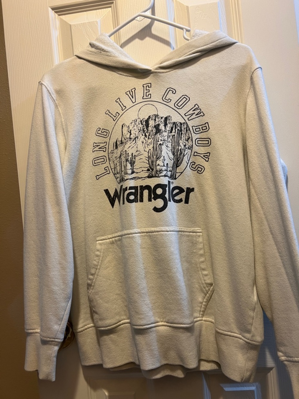 Wrangler Cream Pullover Hoodie with 'Long Live Cowboys' Graphic